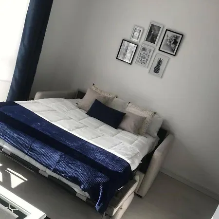 09 Confort - Pont Rousseau Апартаменты *